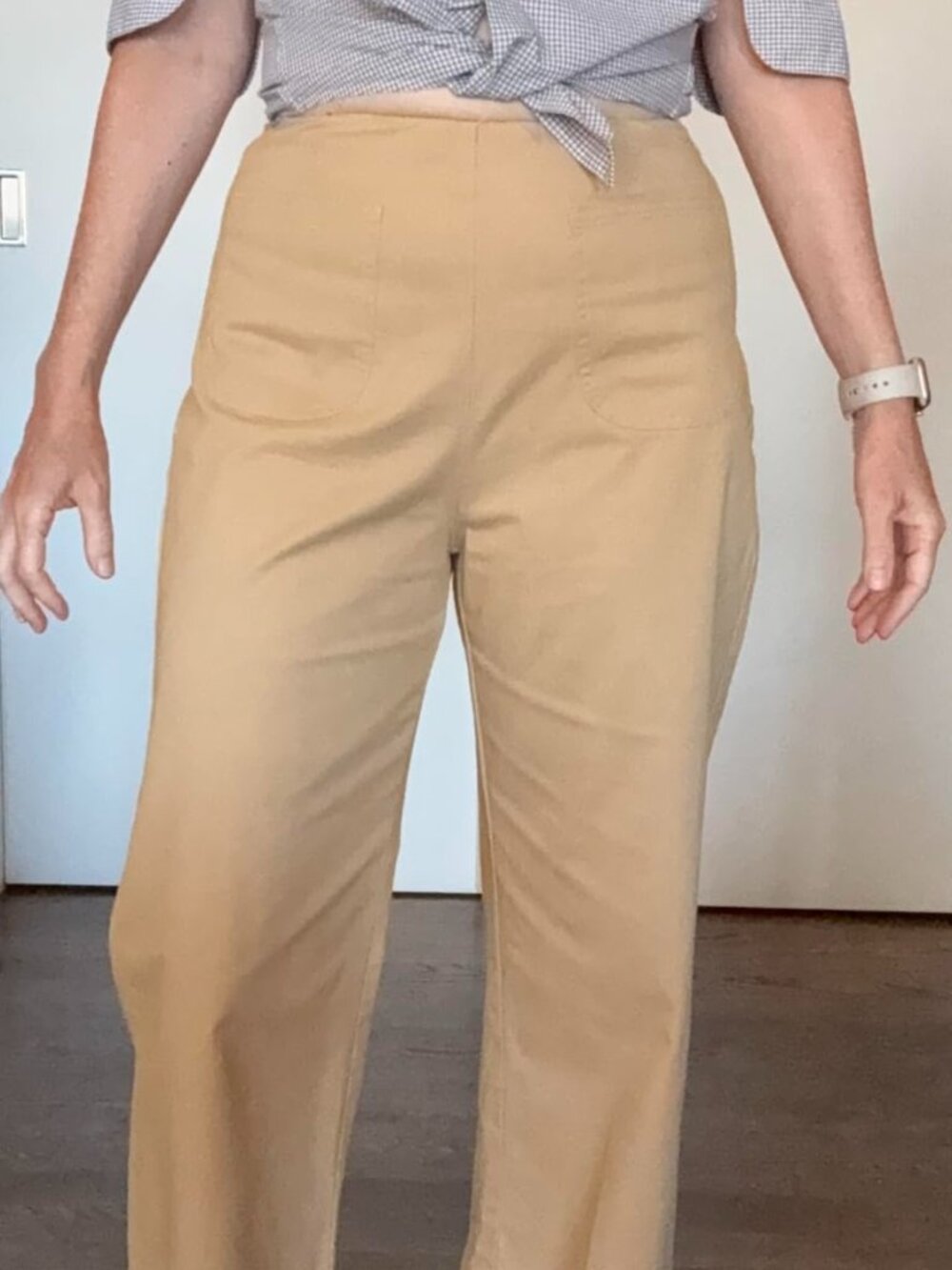π€ NWT Cicy Bell Khaki Ruffle Hem Wide Leg Pants Size M - Picture 6 of 6